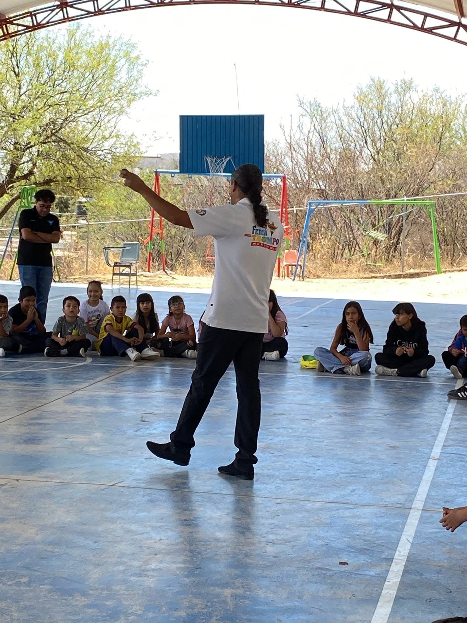 Pláticas en escuelas
